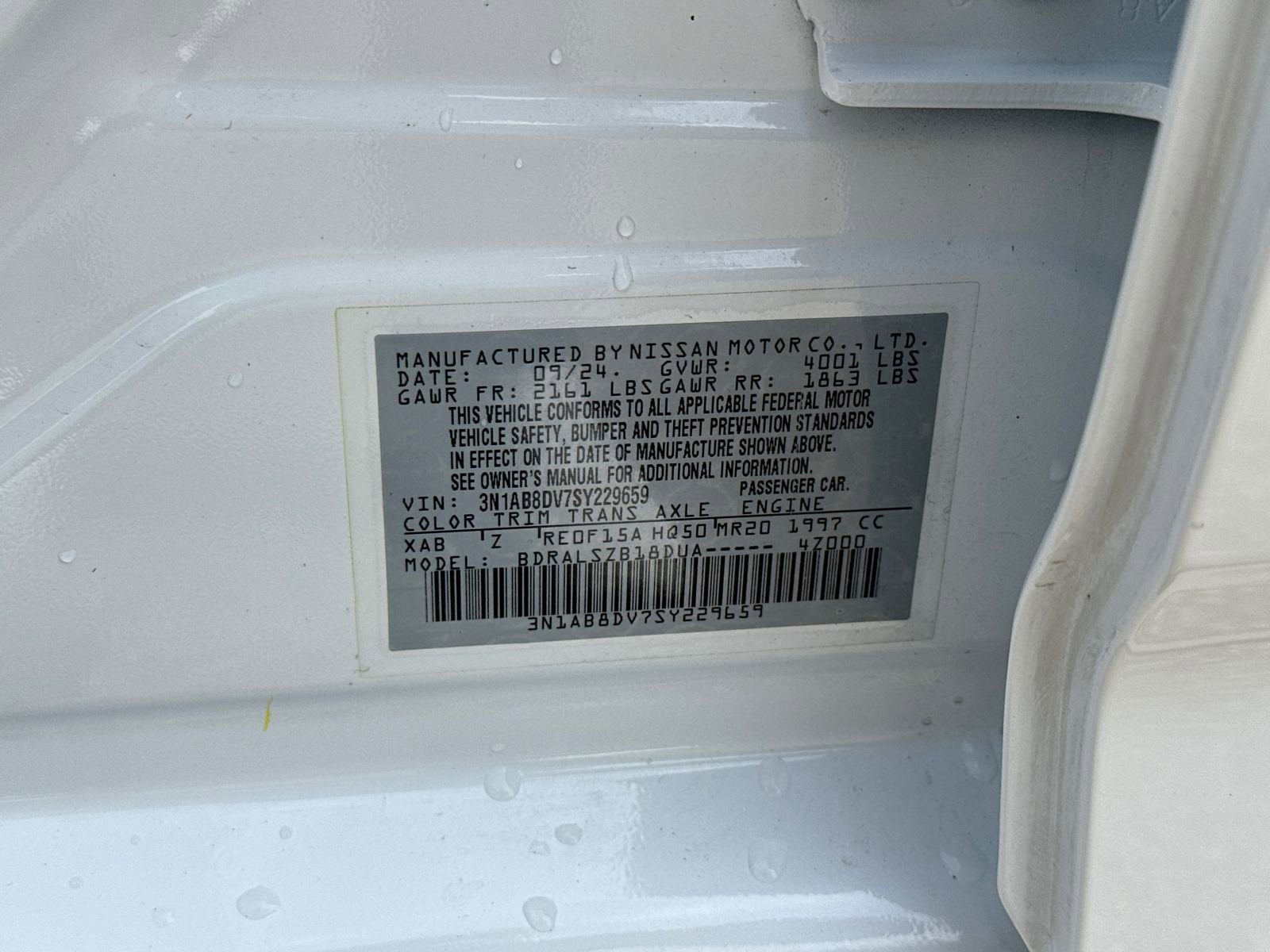 Certified 2025 Nissan Sentra SR w/ SR Premium Package FWD image 31