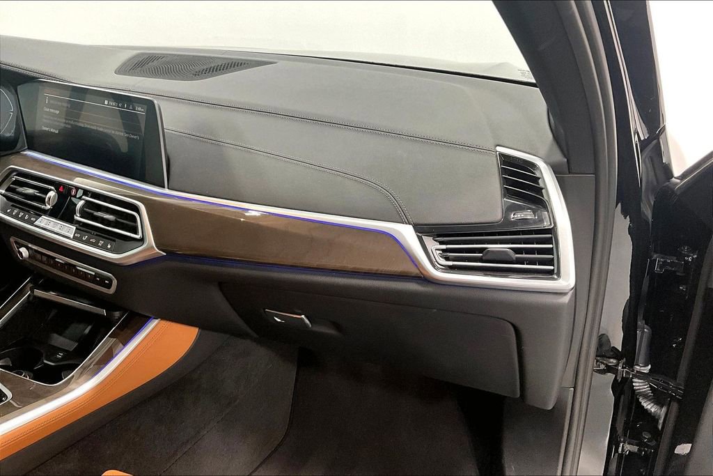 Used 2023 BMW X5 xDrive40i w/ Parking Assistance Package image 16