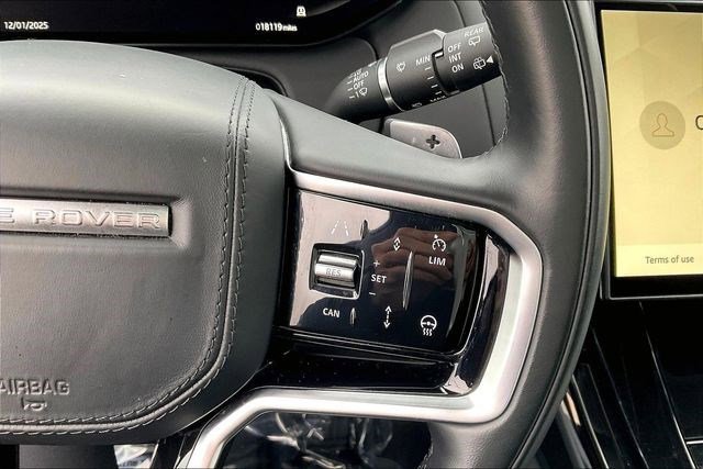 Used 2025 Land Rover Range Rover Sport SE image 23