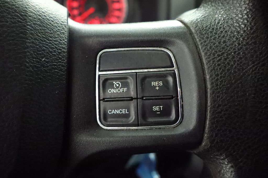 Certified 2016 RAM 1500 4x4 Crew Cab image 32