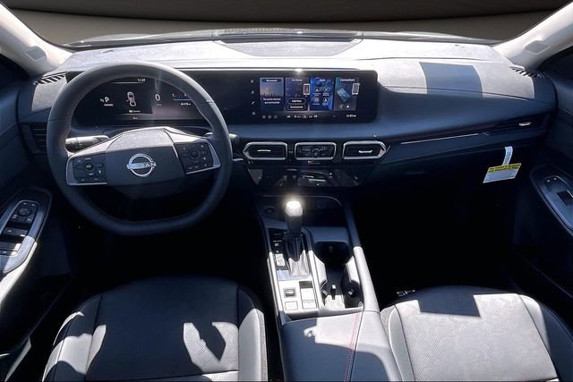 New 2026 Nissan Sentra SR w/ SR Premium Package FWD image 5