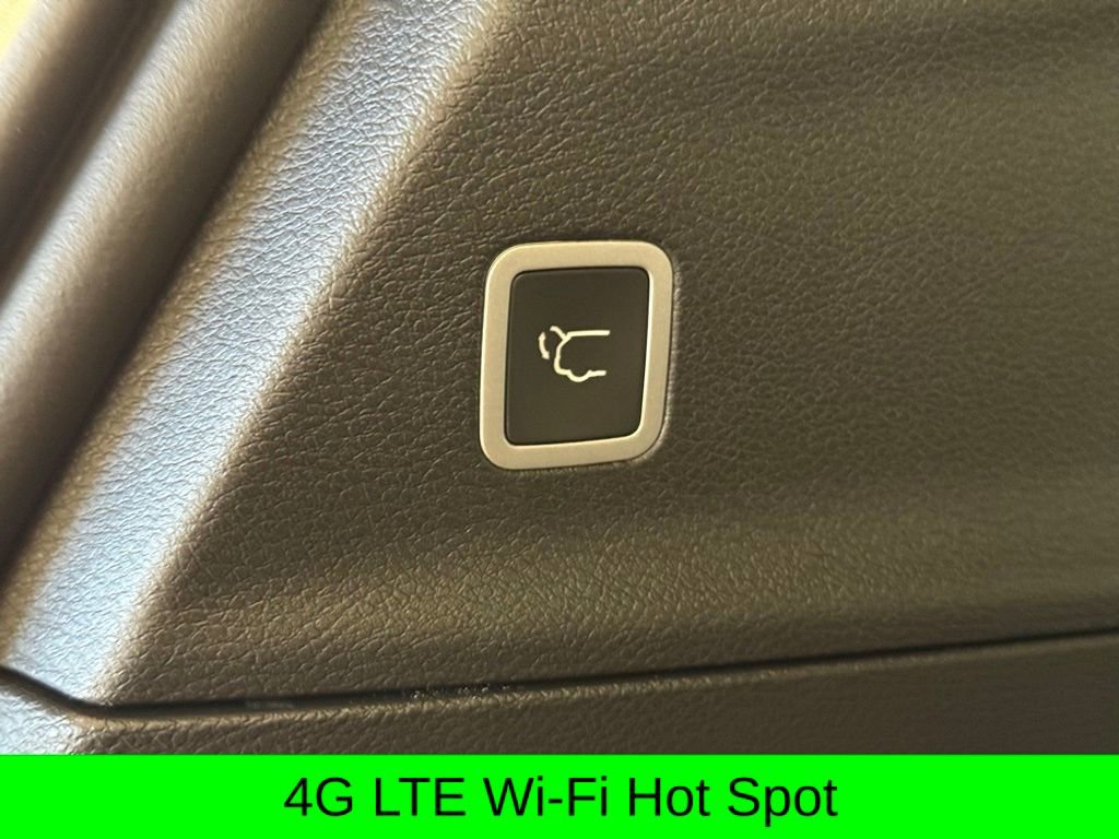 New 2026 Chrysler Pacifica Select image 11