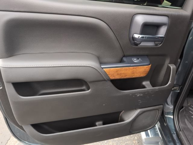 Used 2017 Chevrolet Silverado 2500 High Country w/ Duramax Plus Package image 11