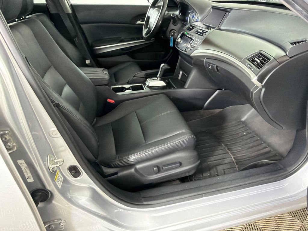 Used 2015 Honda Crosstour EX-L image 14