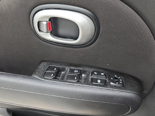 Used 2016 Kia Soul FWD image 26