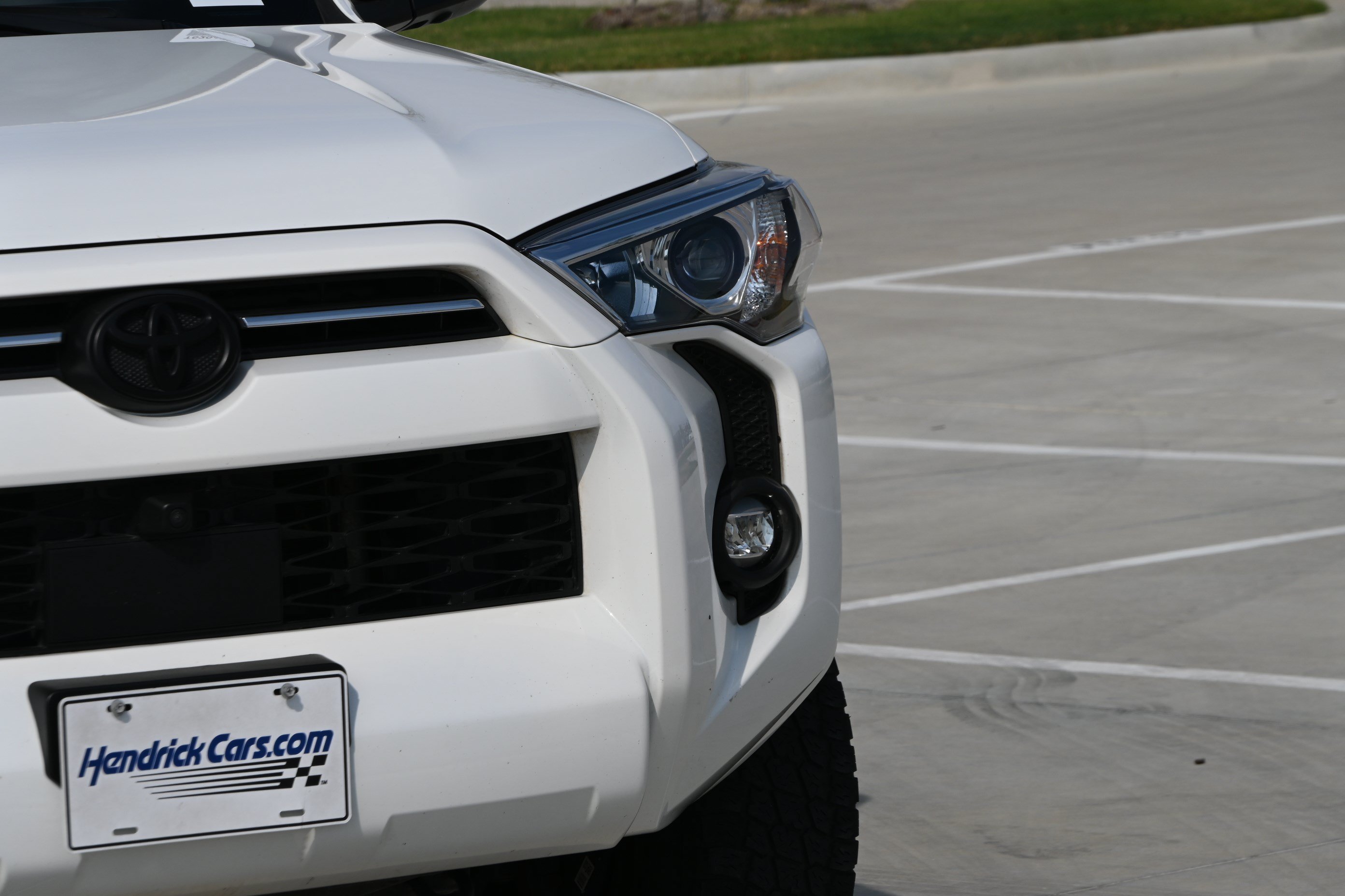 Used 2023 Toyota 4Runner SR5 Premium w/ Moonroof Package AWD/4WD image 10