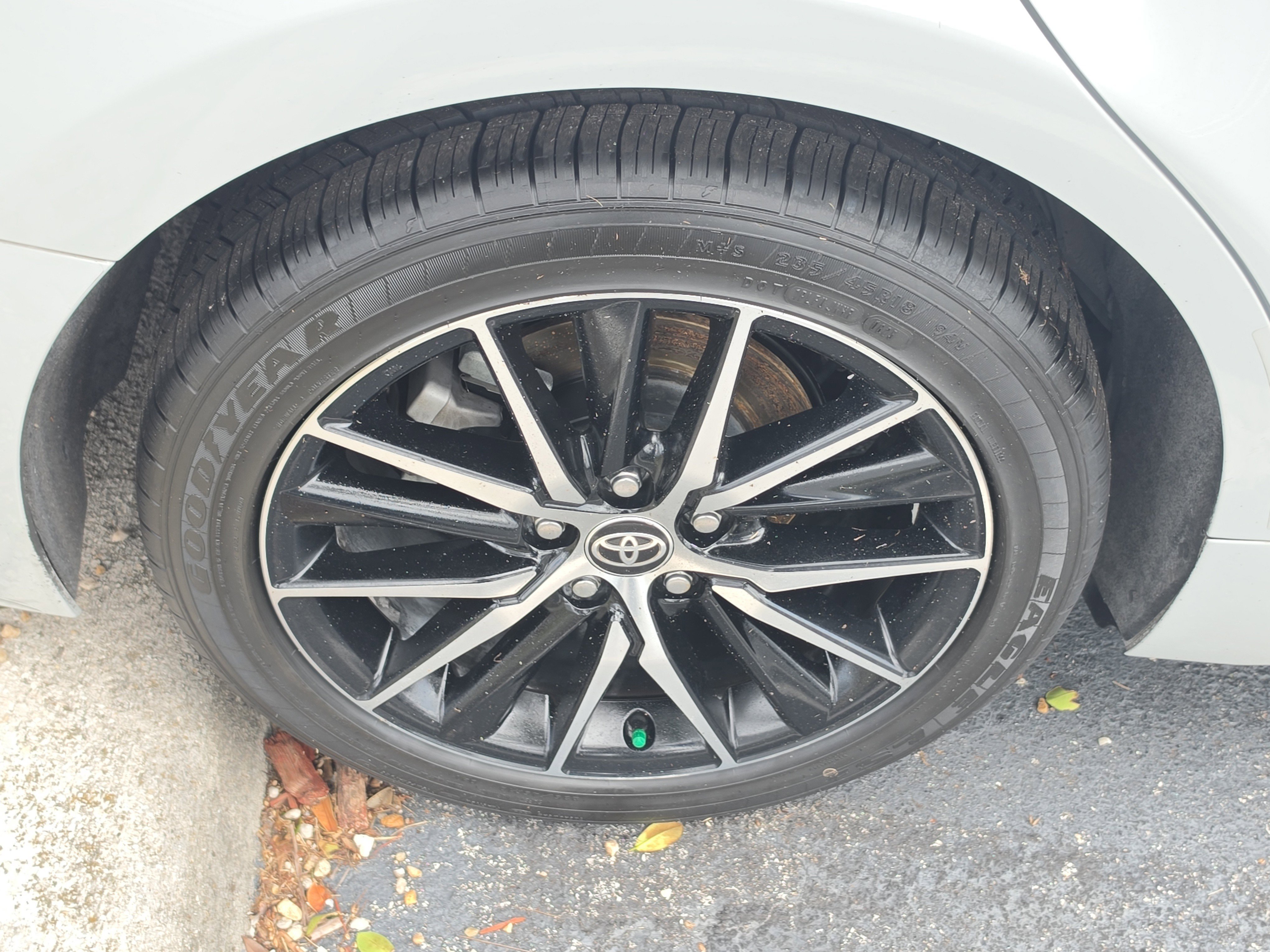 Used 2024 Toyota Camry SE image 6