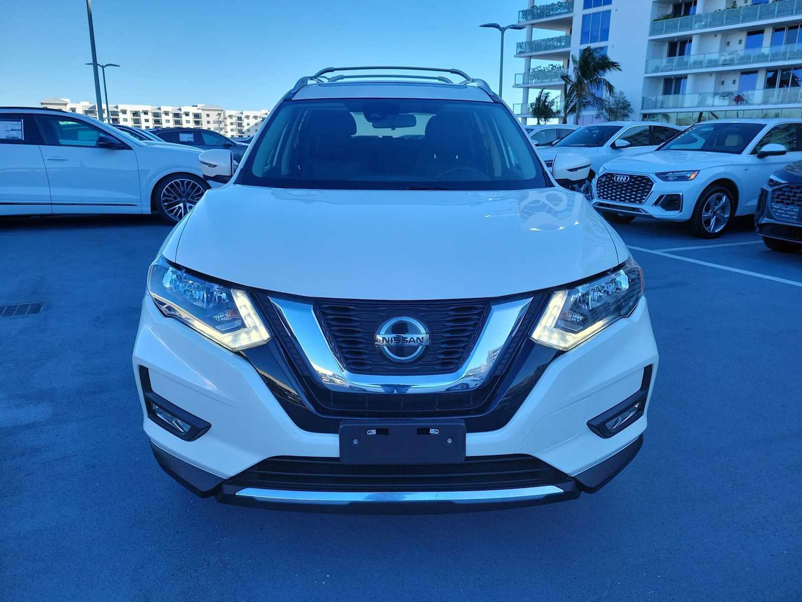 Used 2020 Nissan Rogue SV w/ Sun & Sound Touring Package image 9