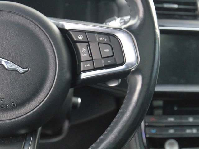 Used 2017 Jaguar F-PACE S image 21