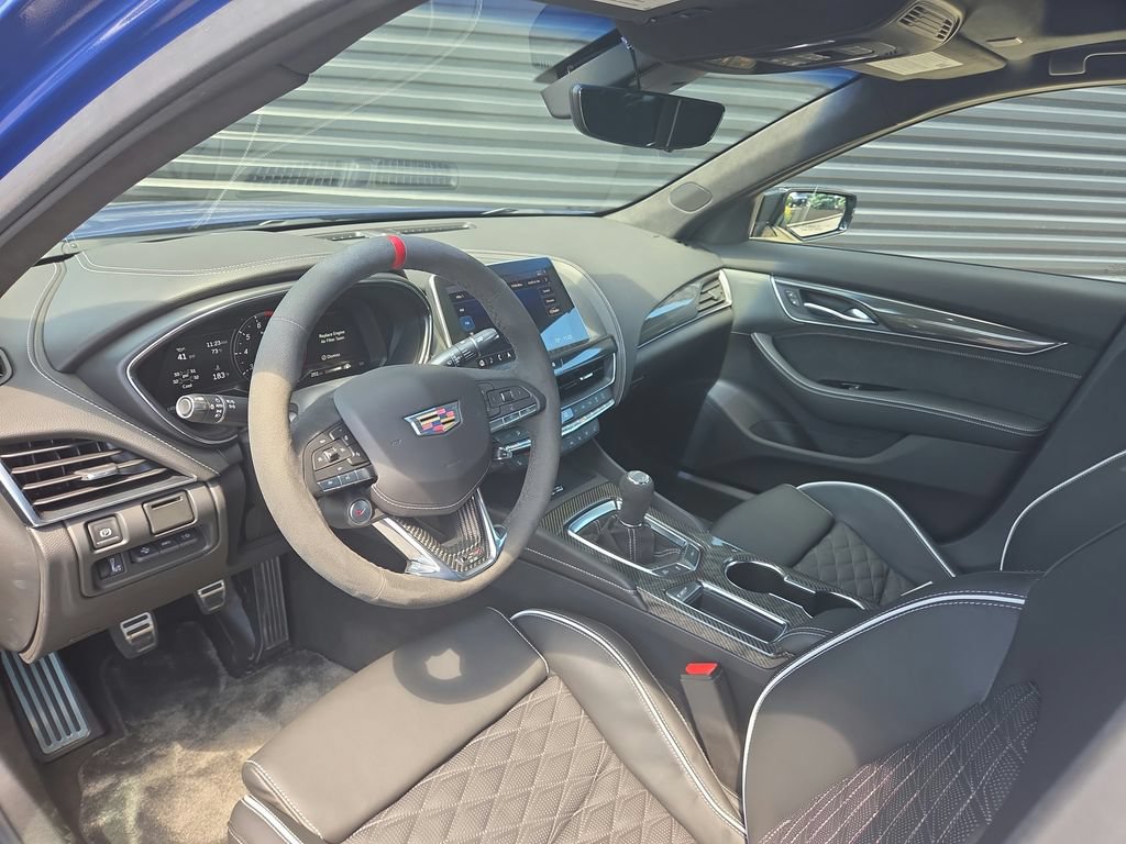 Used 2022 Cadillac CT5 V Blackwing w/ Carbon Fiber Package 2 RWD image 4