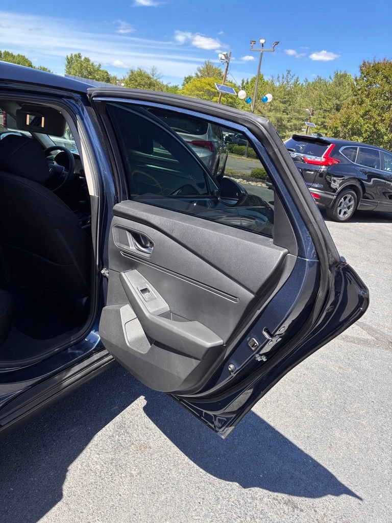 Used 2024 Honda Accord EX image 43