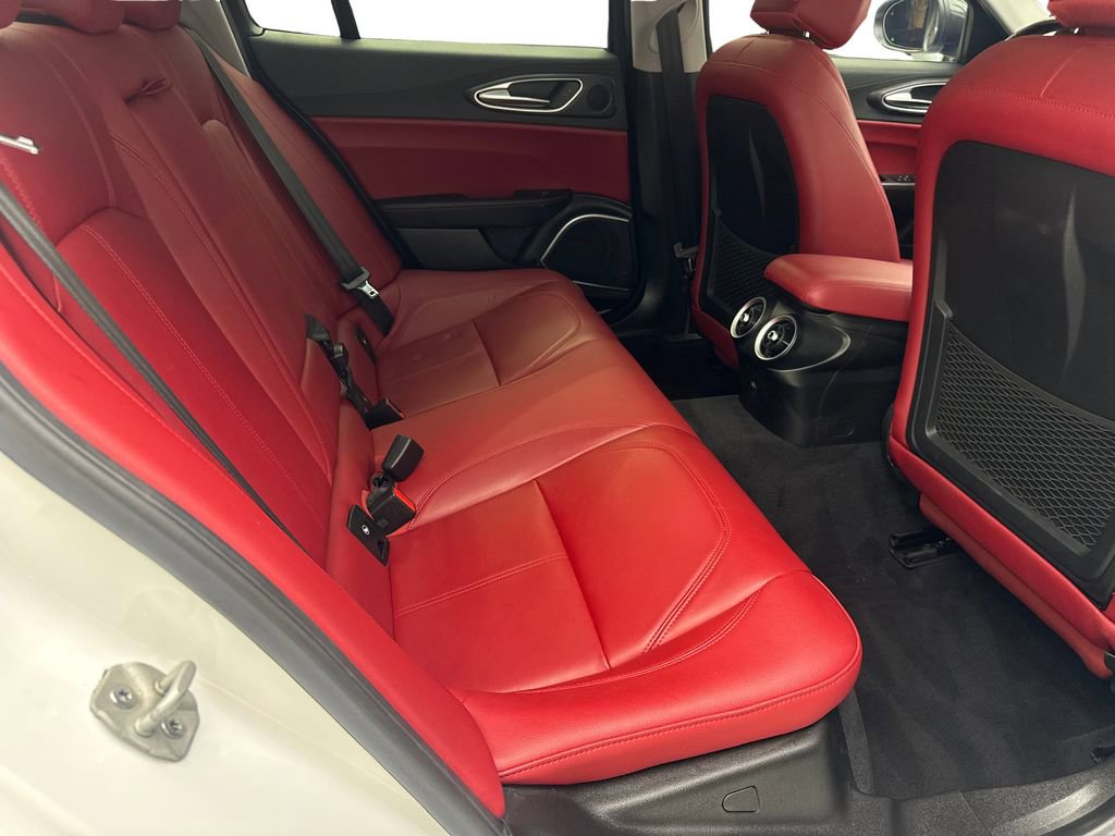 Used 2021 Alfa Romeo Giulia Ti w/ Nero Edizione RWD image 39