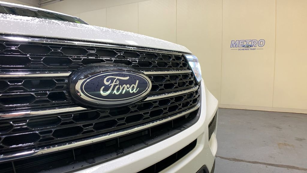 Certified 2023 Ford Explorer XLT image 48
