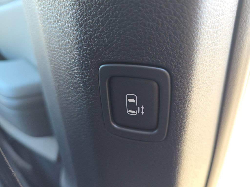 New 2026 Kia Carnival LXS image 21