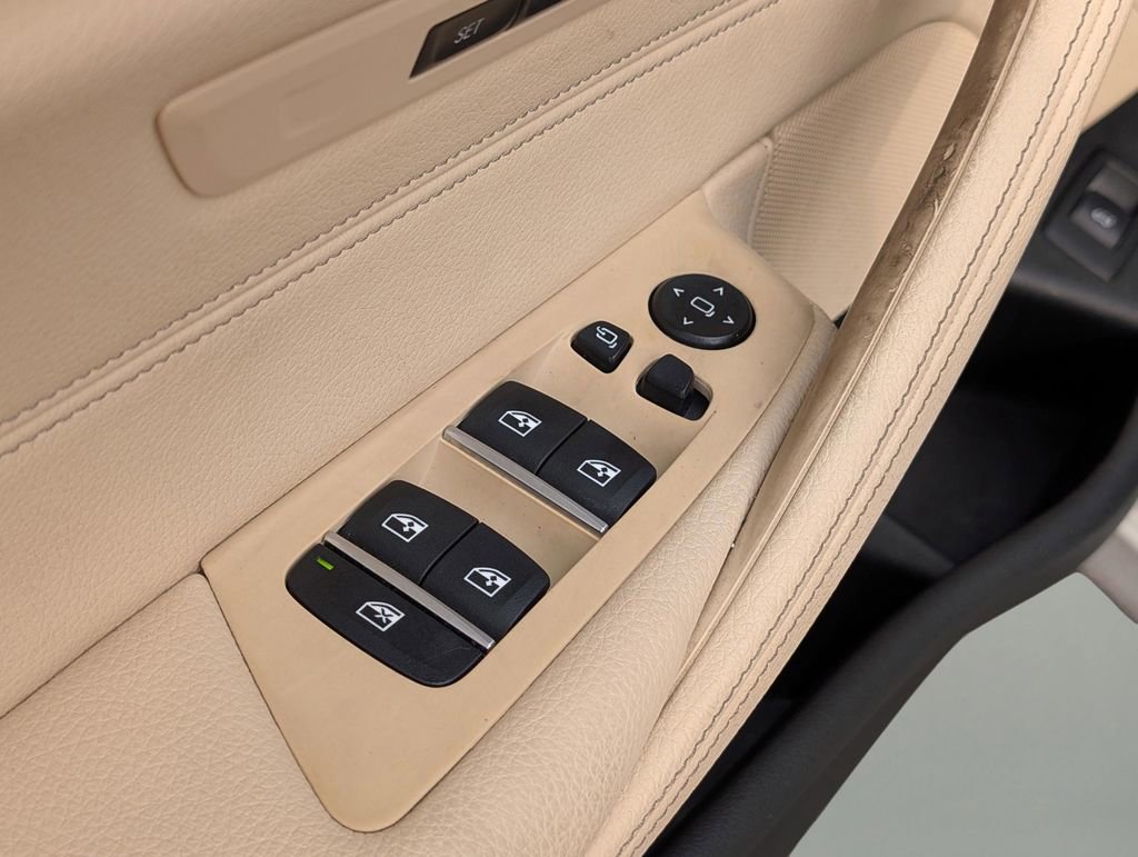 Used 2019 BMW 530i xDrive w/ Convenience Package image 15