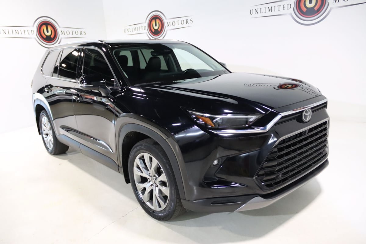 Used 2024 Toyota Grand Highlander FWD image 18