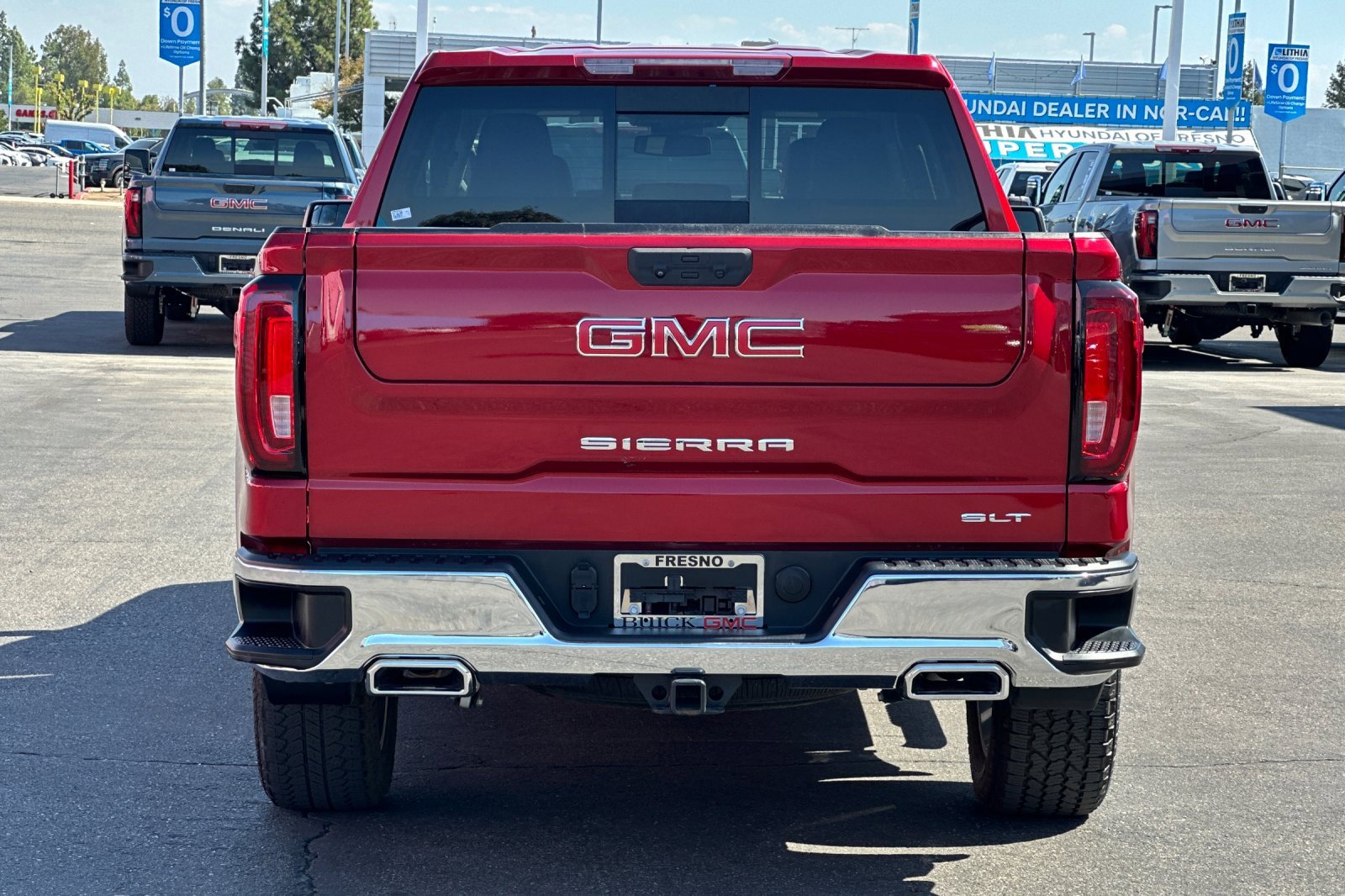 Used 2023 GMC Sierra 1500 SLT w/ SLT Convenience Package image 5
