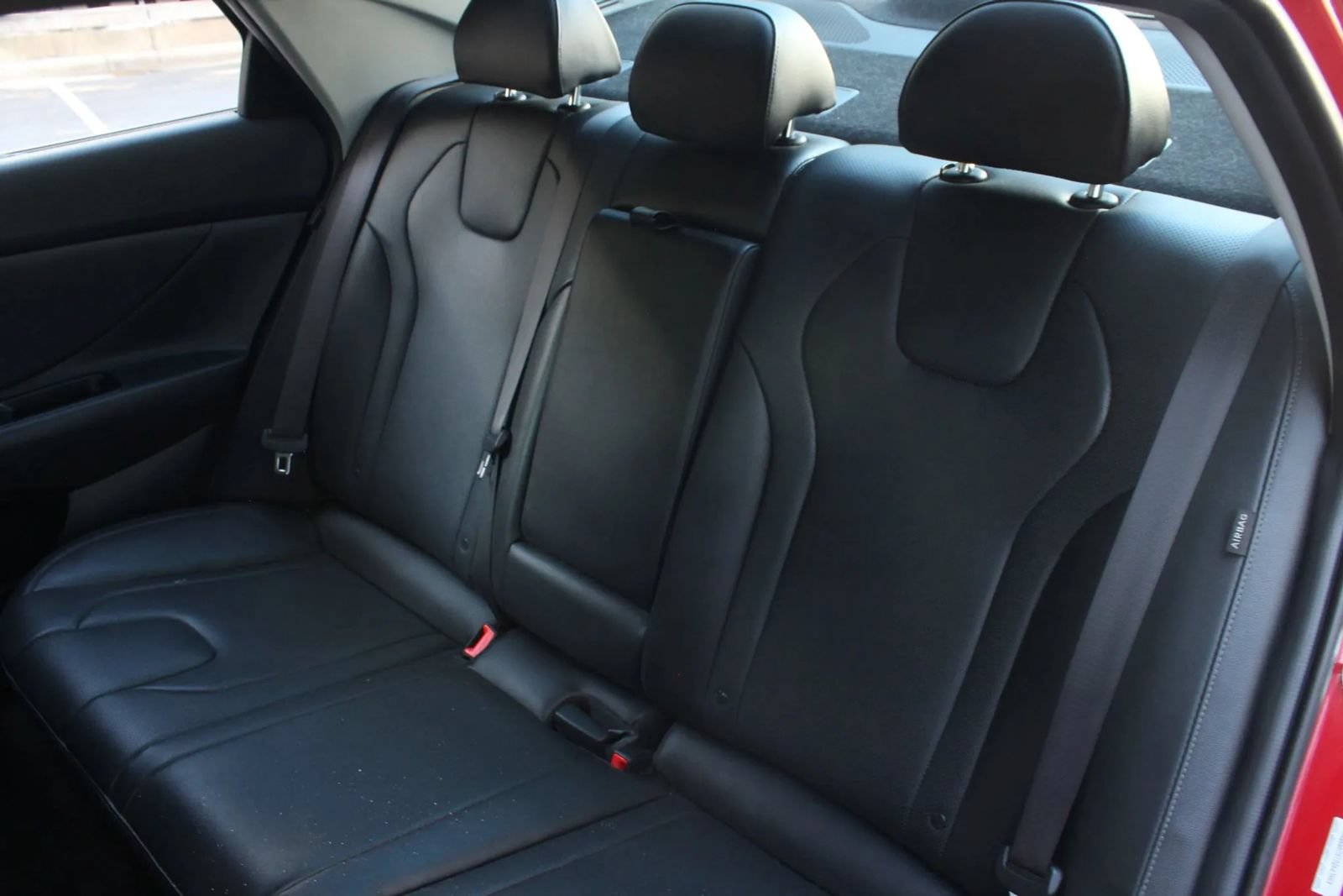 Used 2025 Hyundai Elantra SEL FWD image 19