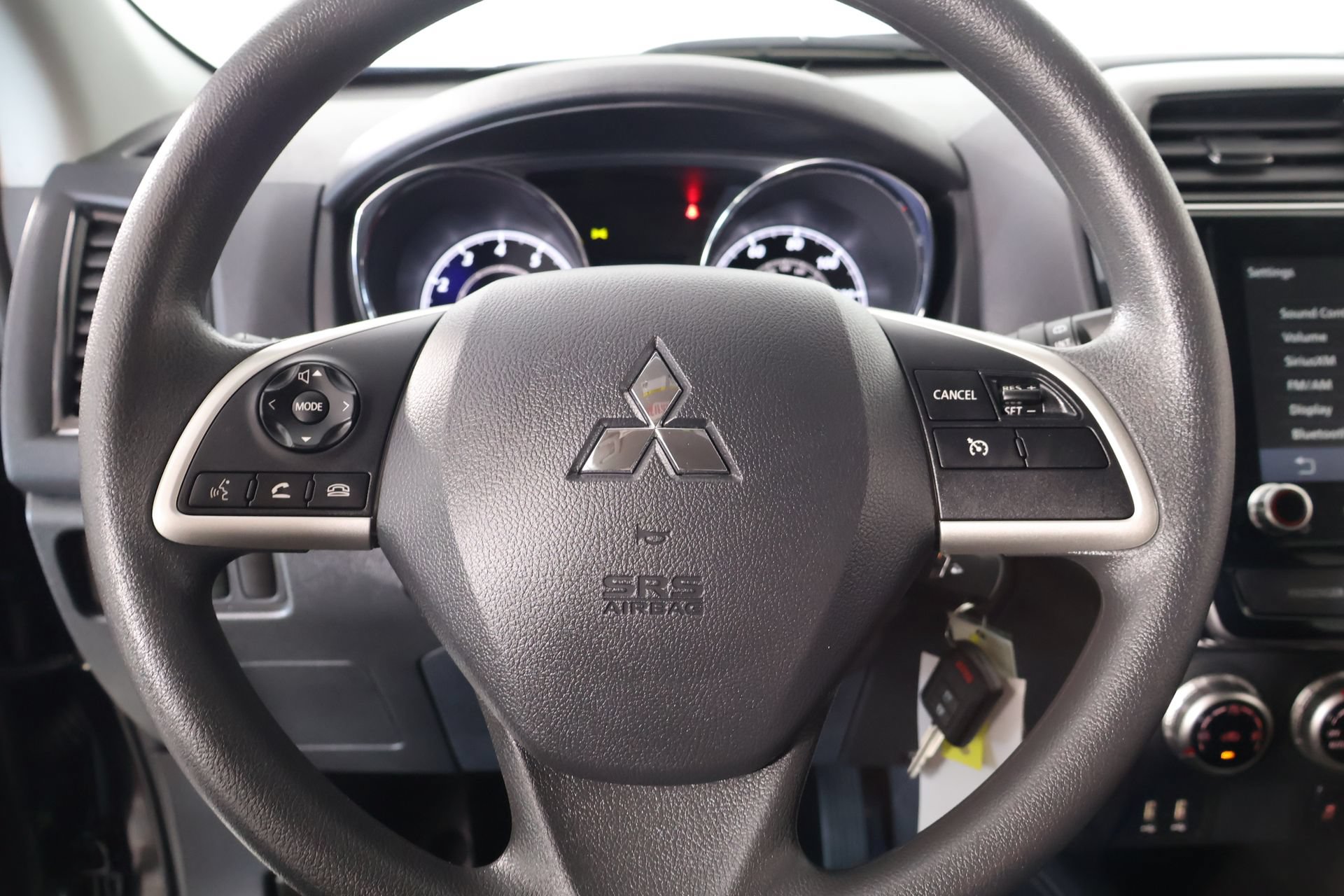 Used 2026 Mitsubishi Outlander Sport AWD image 3