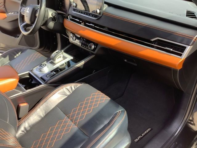 Used 2022 Mitsubishi Outlander SEL image 21
