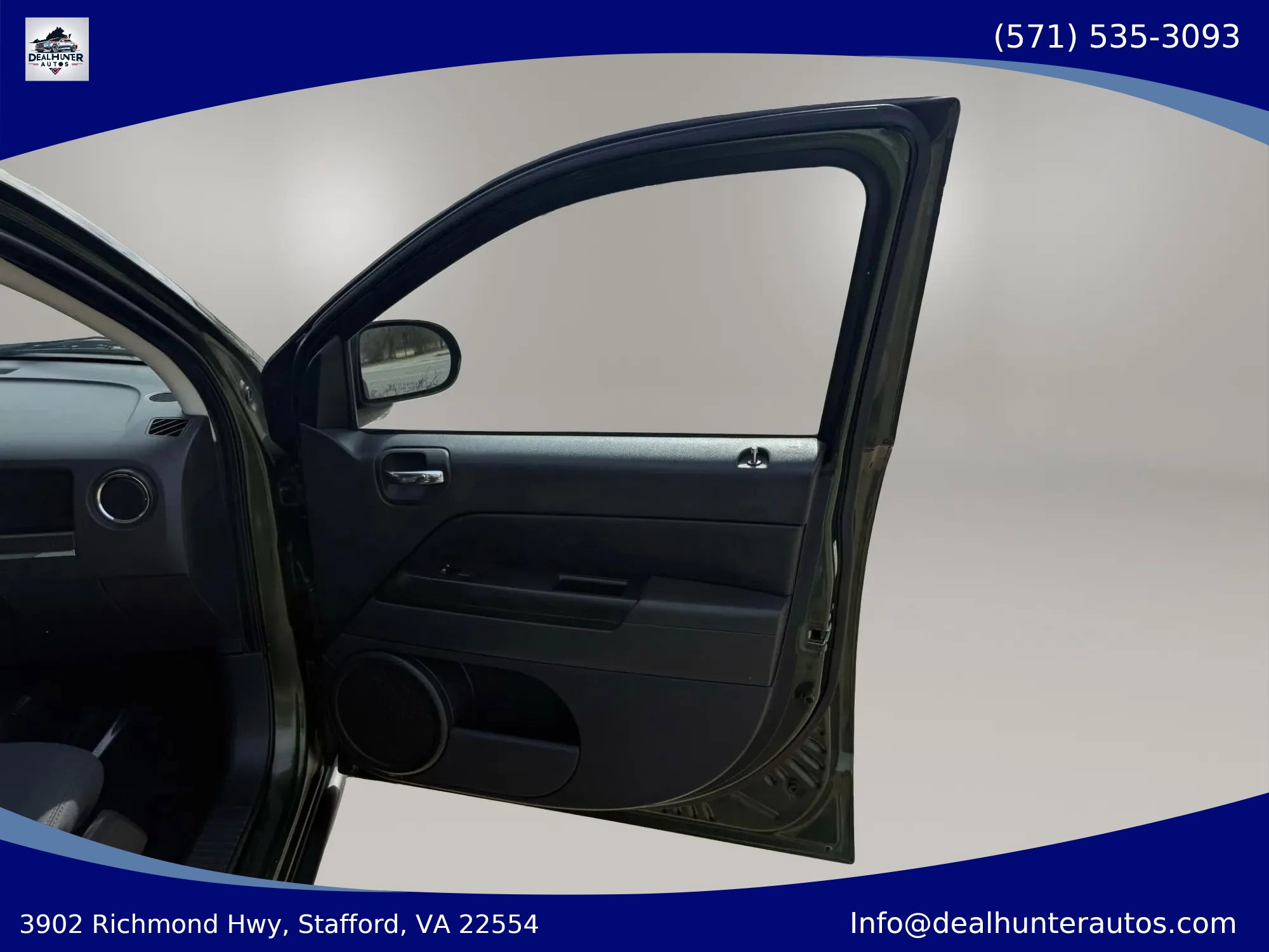 Used 2009 Jeep Compass Sport FWD image 12