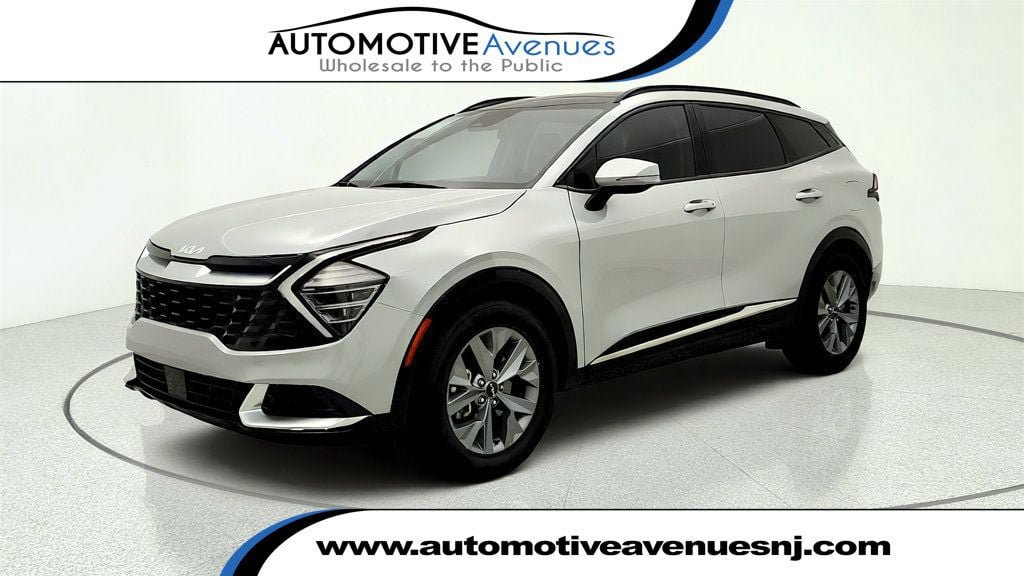 Used 2025 Kia Sportage SX FWD image 1