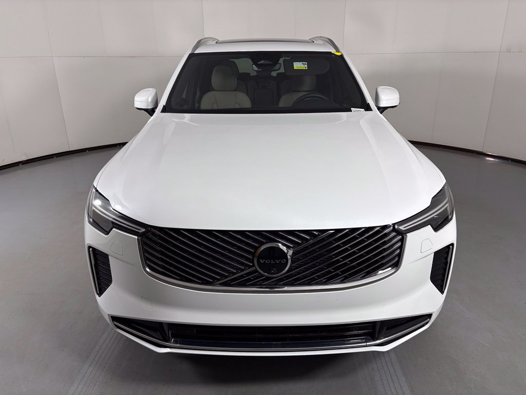 New 2026 Volvo XC90 B6 Plus w/ Protection Package AWD/4WD image 3