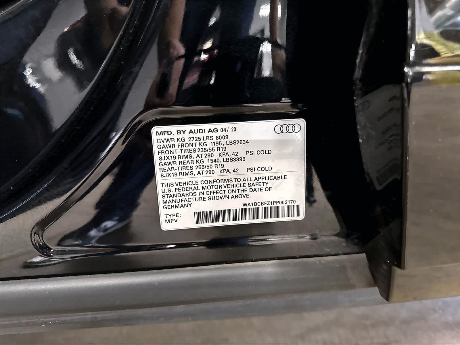 Used 2023 Audi Q4 e-tron Premium Plus w/ Premium Plus RWD image 32