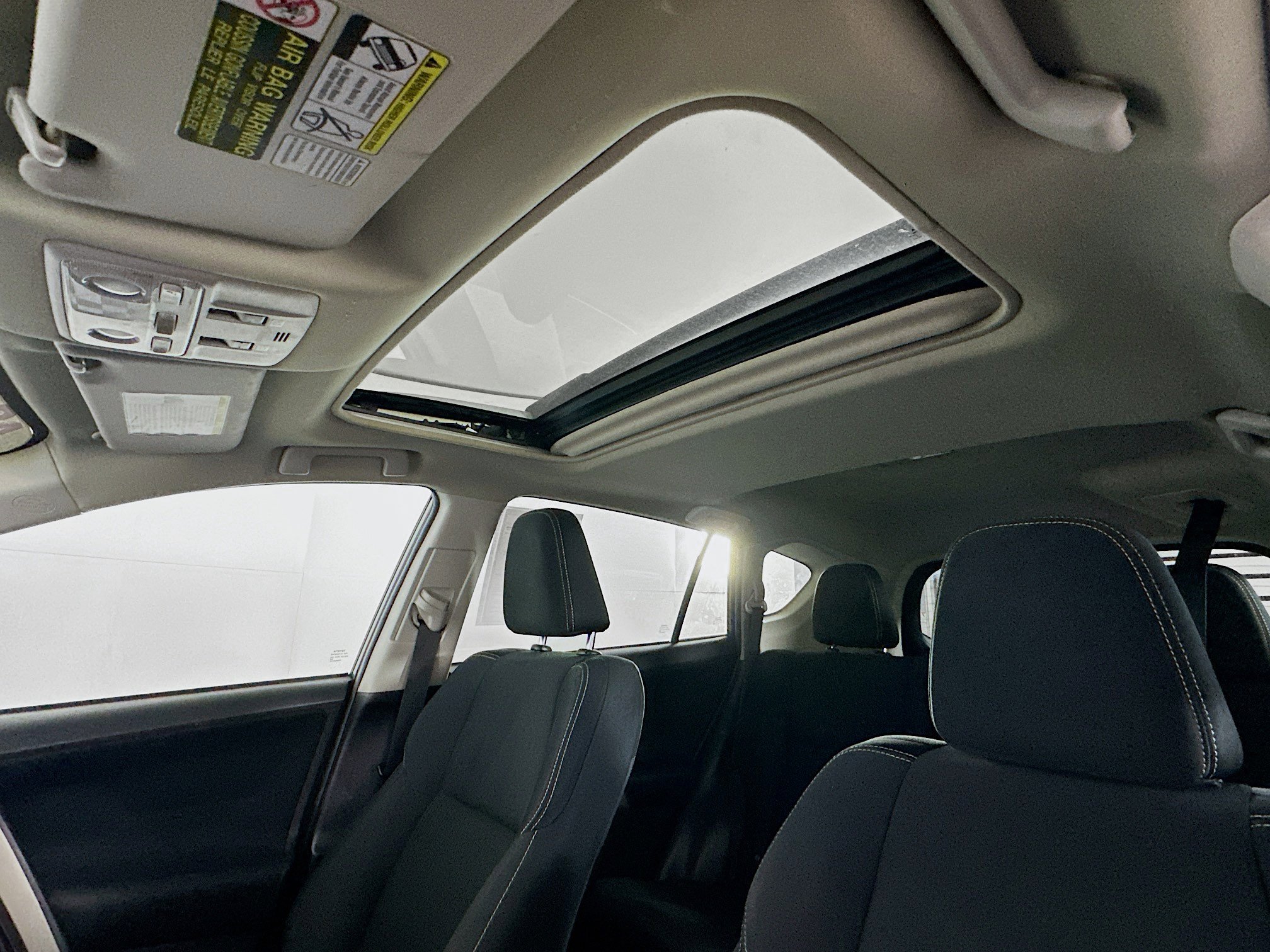 Used 2013 Toyota RAV4 XLE image 24