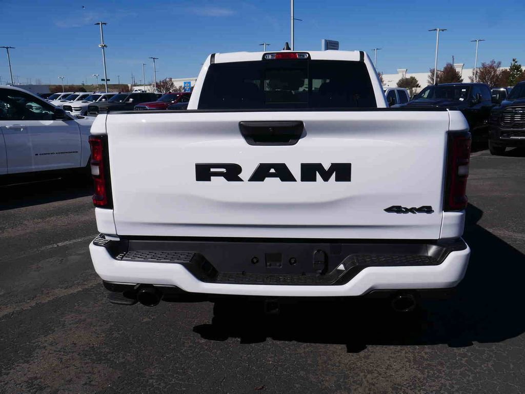 New 2026 RAM 1500 Express AWD/4WD image 23