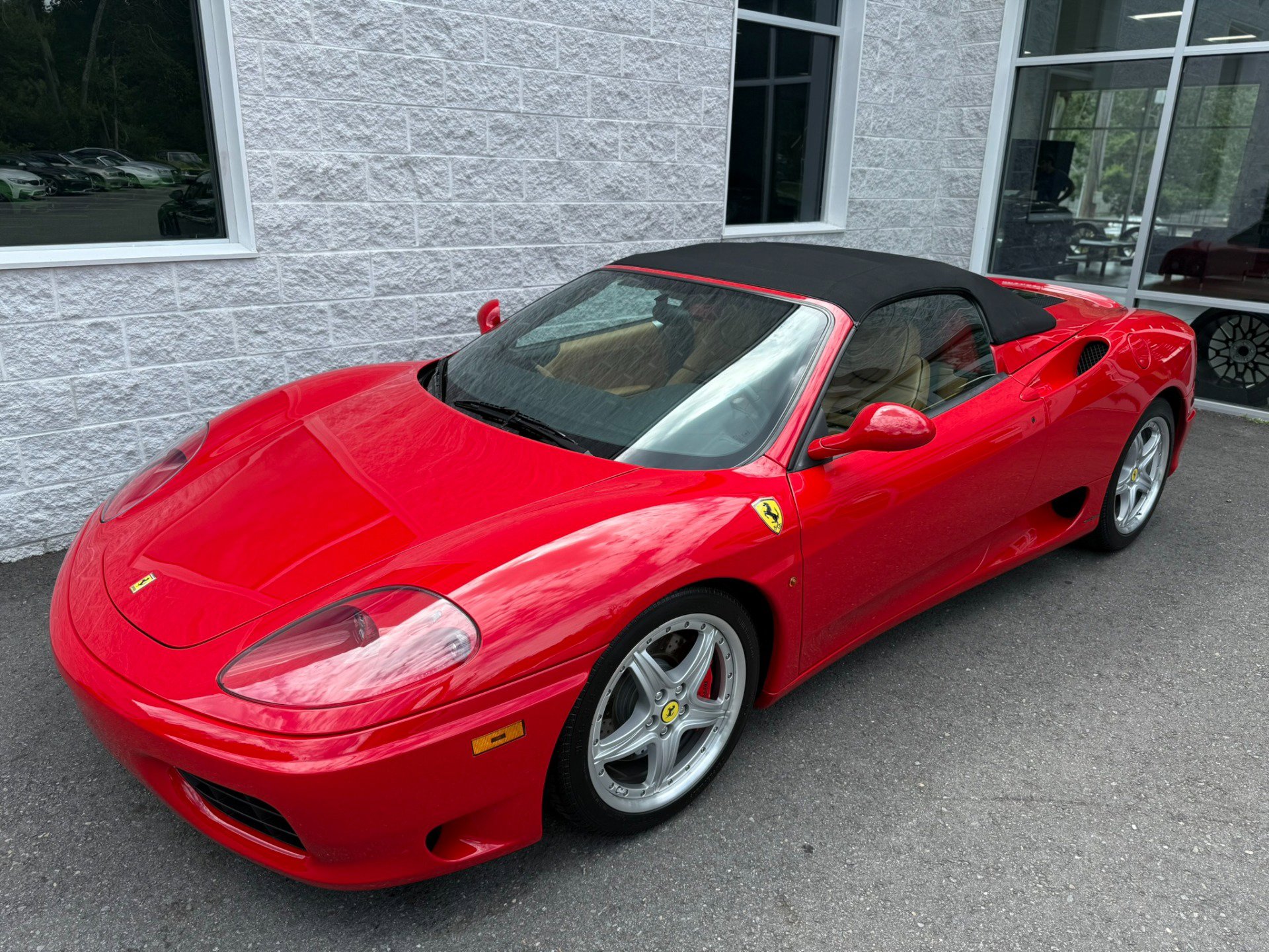 Used 2004 Ferrari 360 Spider image 4