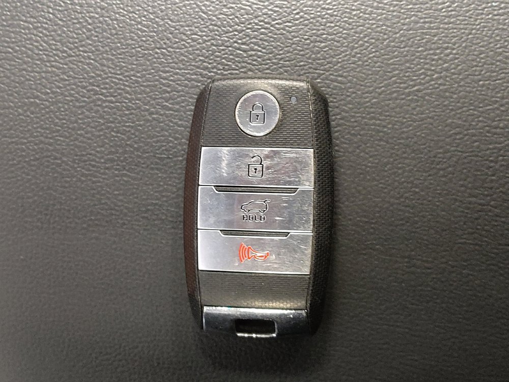 Used 2020 Kia Sorento EX FWD image 32