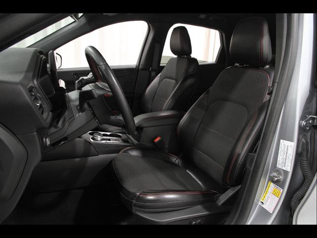 Certified 2023 Ford Escape ST-Line w/ Tech Pack #1 AWD/4WD image 5