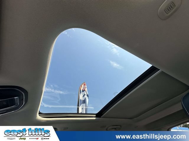 Used 2023 Jeep Grand Cherokee 4WD 4xe image 40