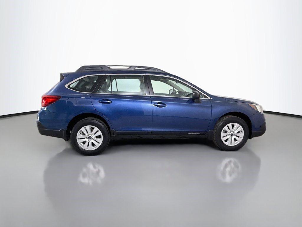 Used 2019 Subaru Outback 2.5i AWD/4WD image 11