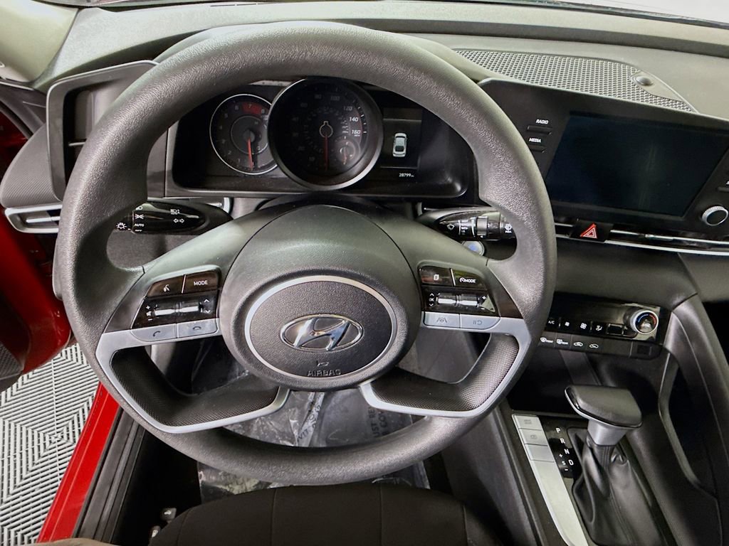 Certified 2023 Hyundai Elantra SEL w/ Cargo Package FWD image 19