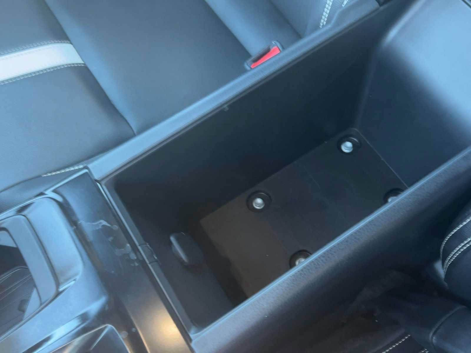 Used 2025 Toyota Camry SE FWD image 23