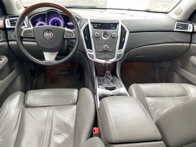 Used 2010 Cadillac SRX Luxury image 5