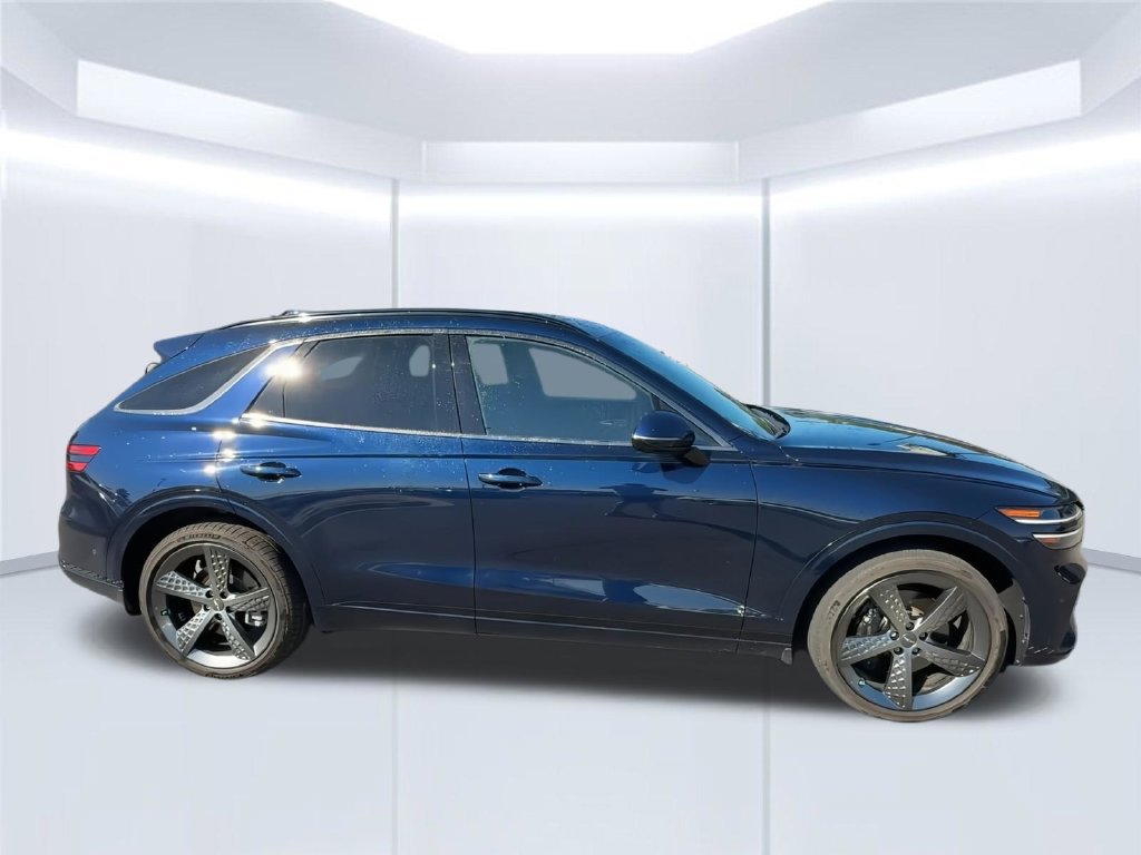 Used 2022 Genesis GV70 3.5T Sport w/ Sport Prestige Package AWD/4WD image 12