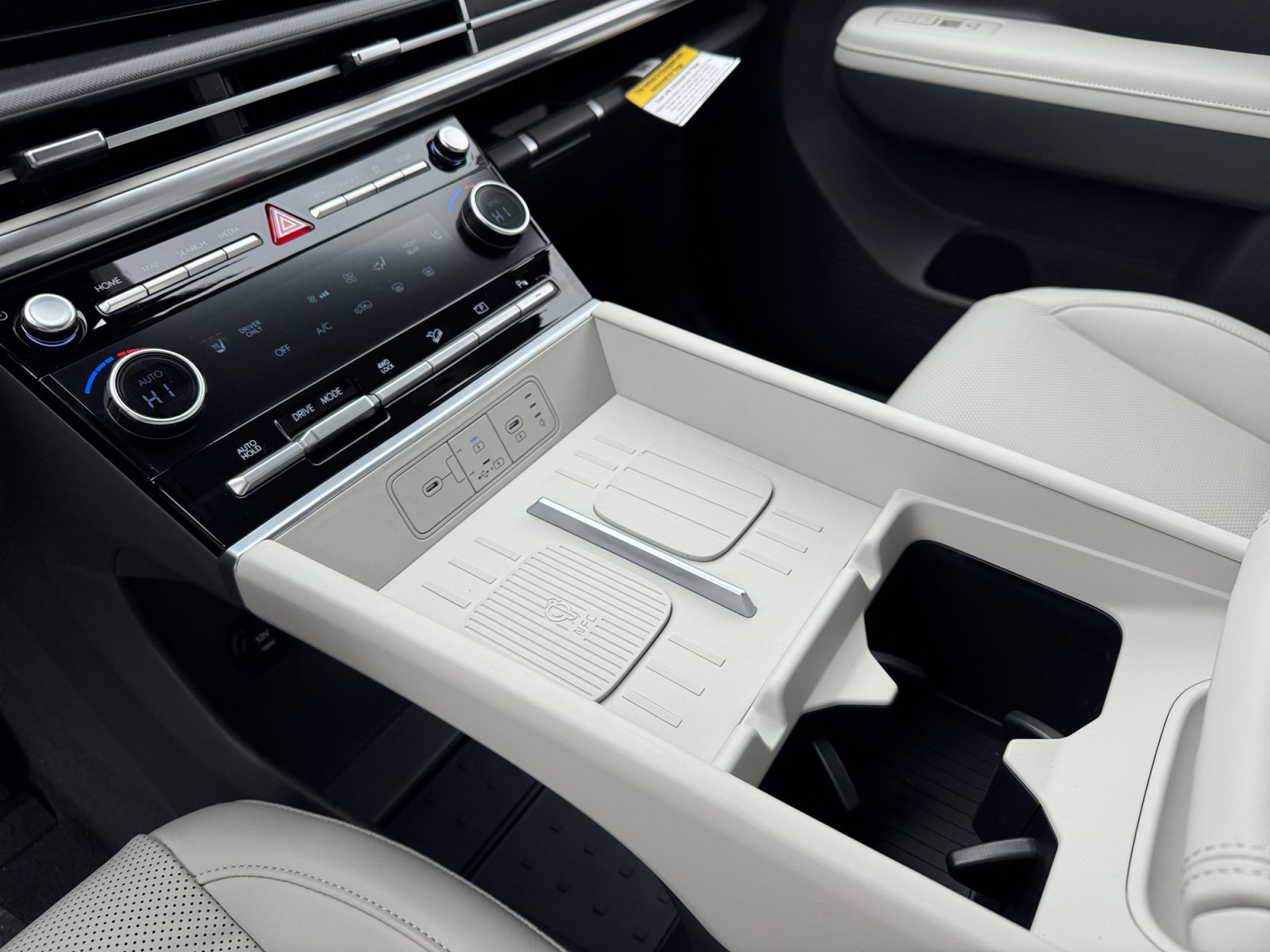New 2026 Hyundai Santa Fe SEL AWD/4WD image 29