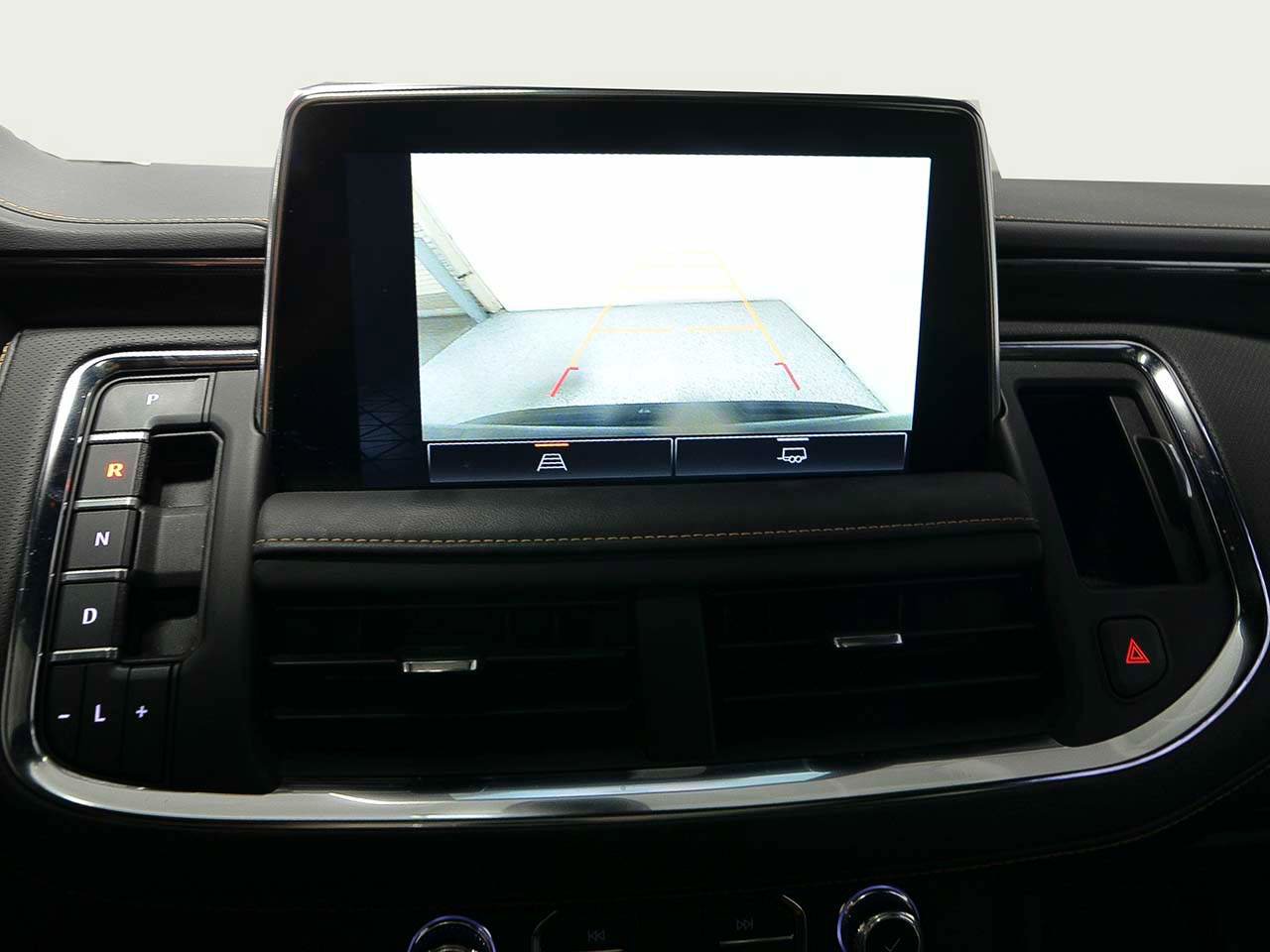 Used 2022 GMC Yukon AT4 image 17