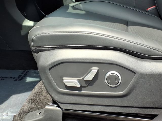 Used 2026 Hyundai Santa Fe SEL AWD/4WD image 16