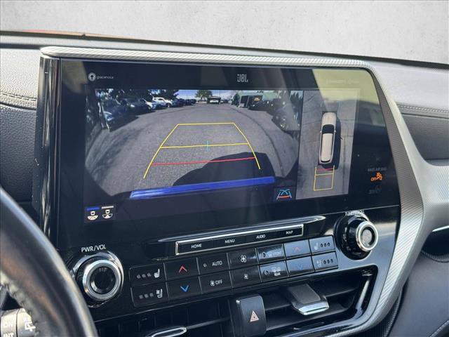 Used 2022 Toyota Highlander Platinum AWD/4WD image 15