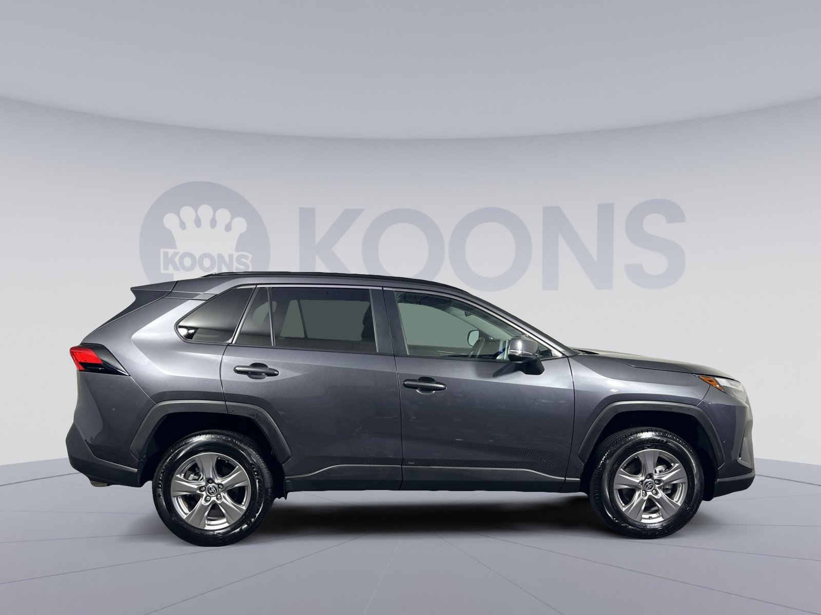 Used 2024 Toyota RAV4 XLE AWD/4WD image 8