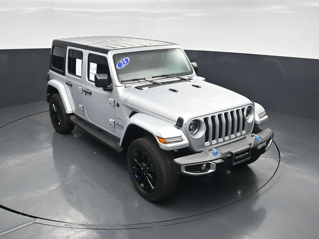 Used 2023 Jeep Wrangler Unlimited Sahara w/ Cold Weather Group AWD/4WD image 36