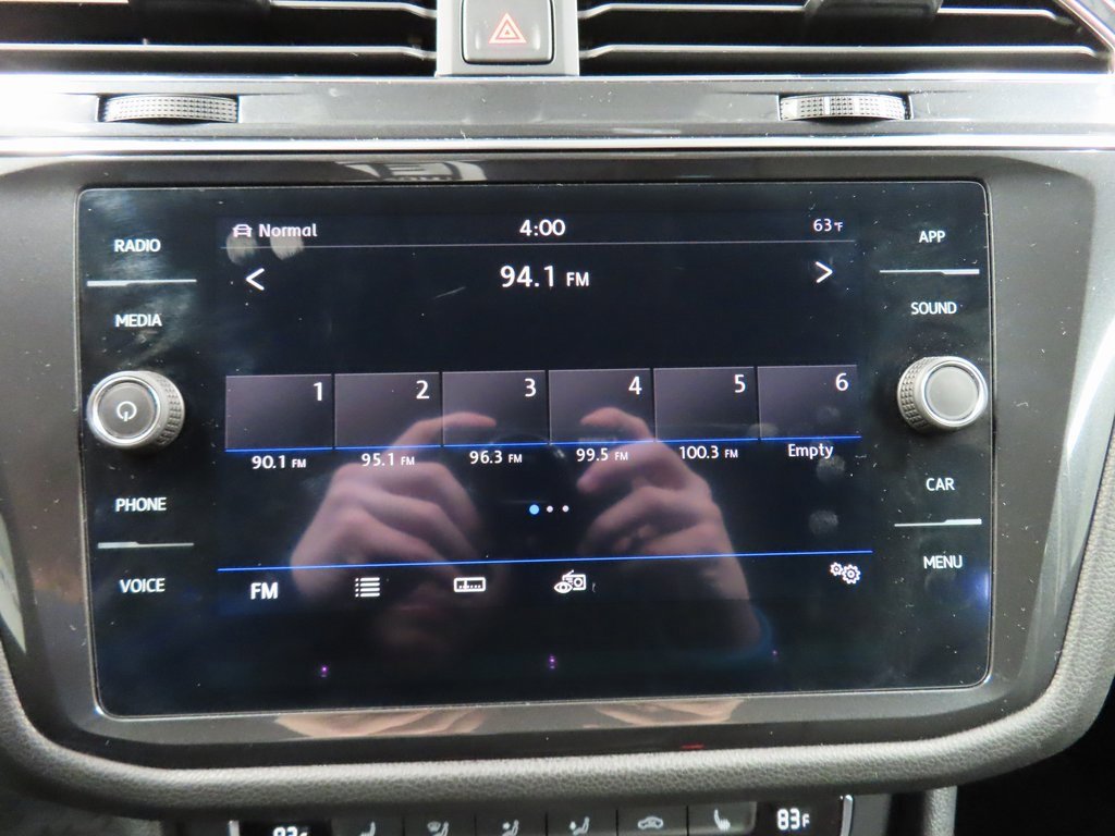 Used 2019 Volkswagen Tiguan SE image 17