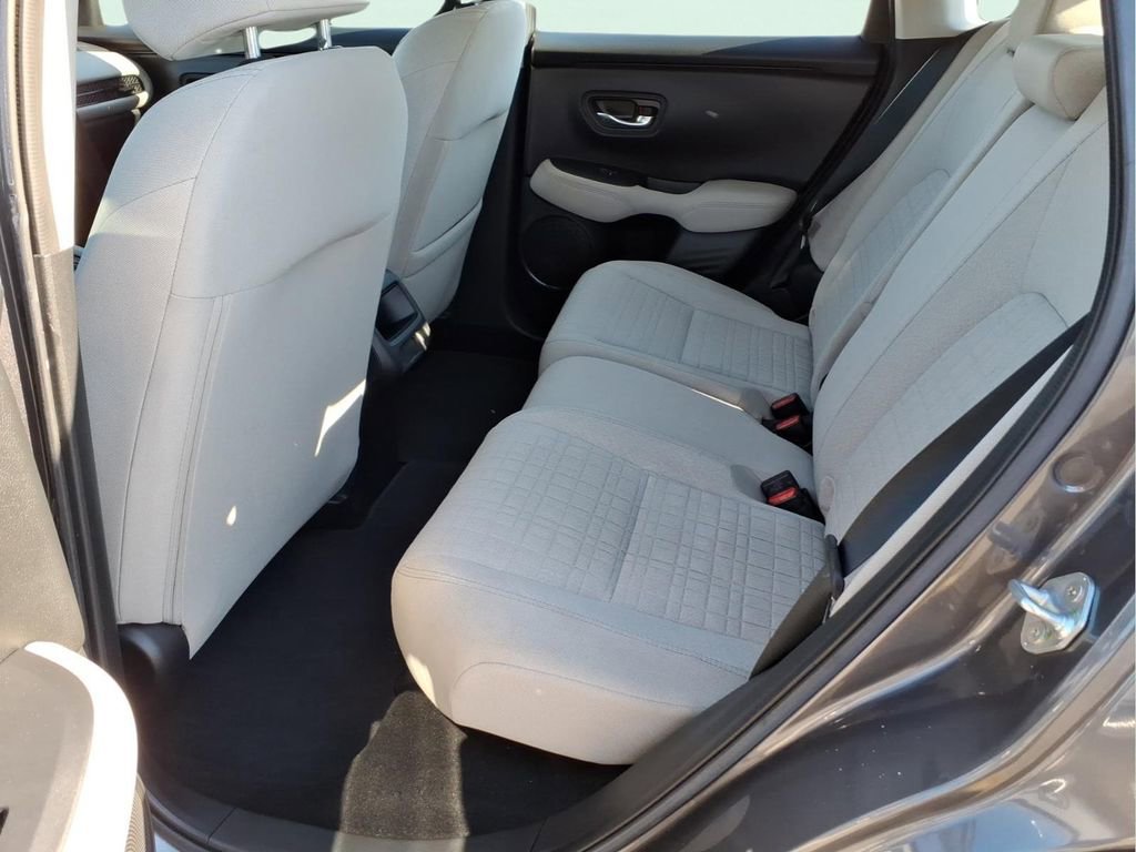 Used 2023 Honda HR-V LX image 13