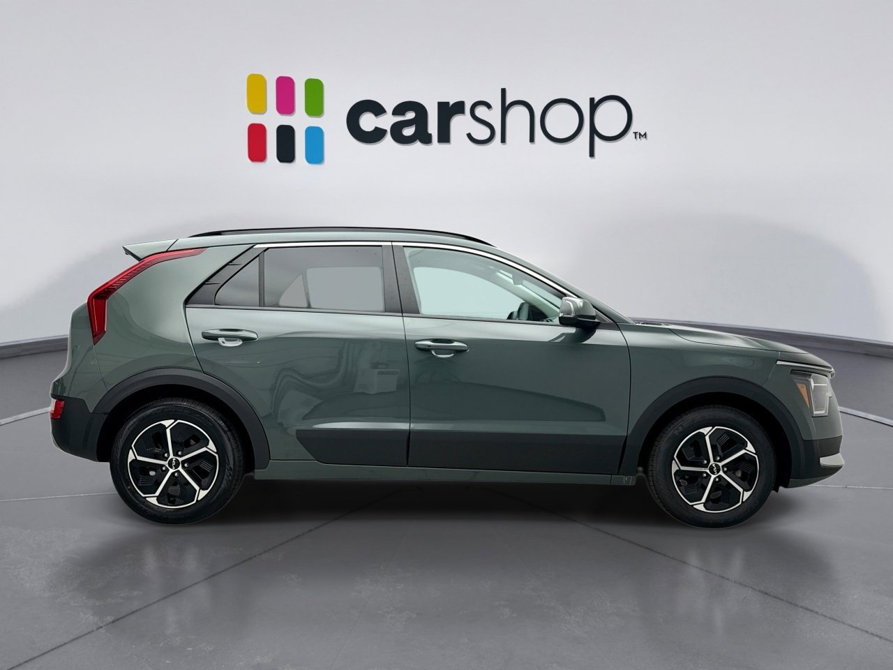 Used 2023 Kia Niro EX w/ EX Cold Weather Package FWD image 6