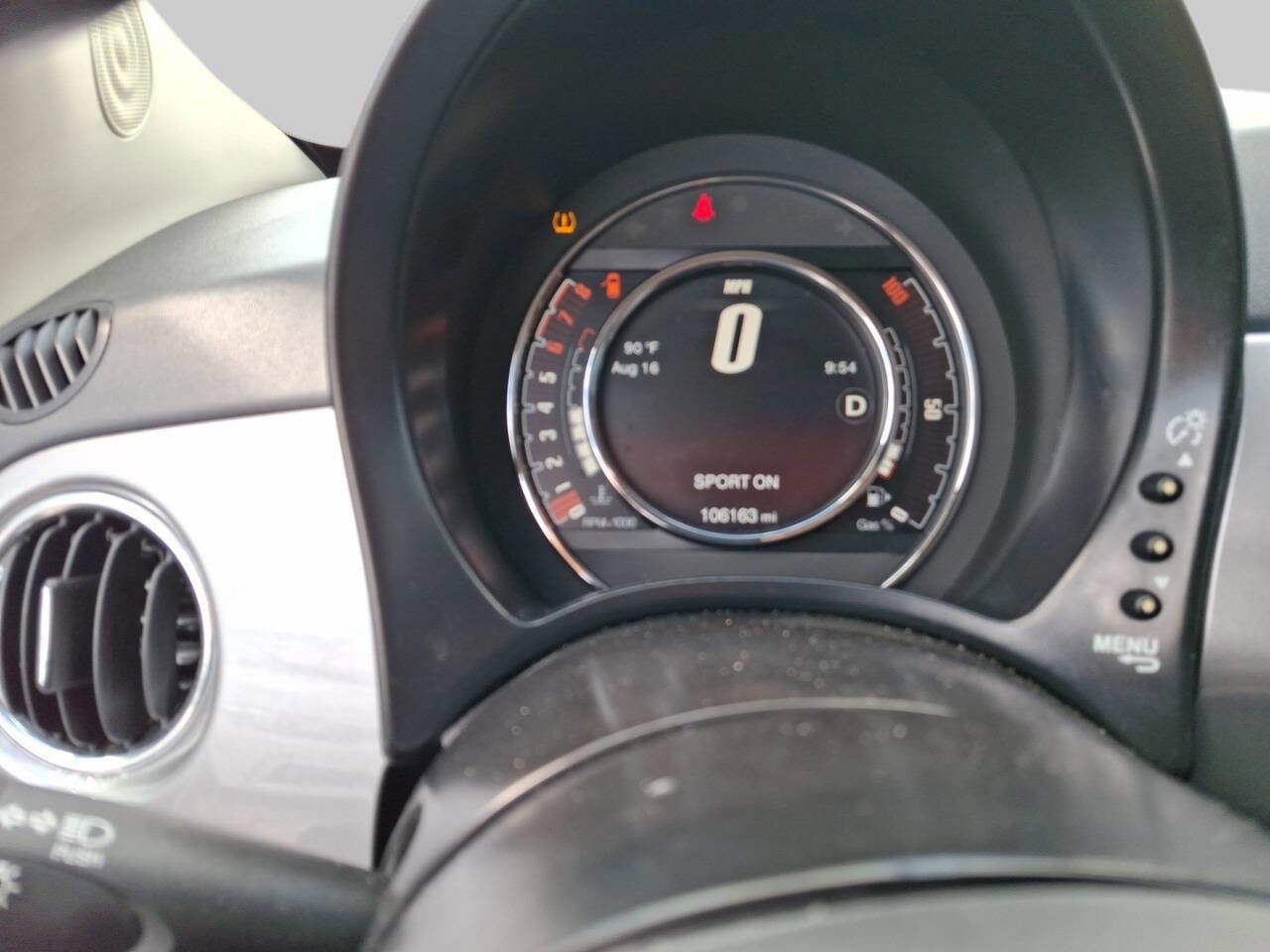 Used 2017 FIAT 500 Pop image 10
