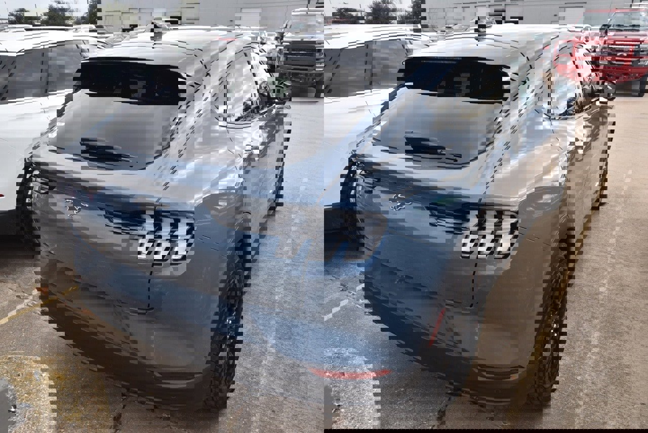 Certified 2024 Ford Mustang Mach-E Select w/ Comfort Package Lite image 7